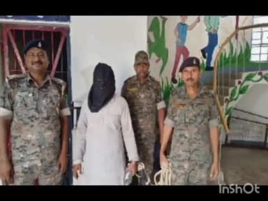 पाकुड़: PFI नेता और पाकुड़ जिला परिषद सदस्य हंजला शेख गिरफ्तार, कोर्ट ने बनाई थी सजा
