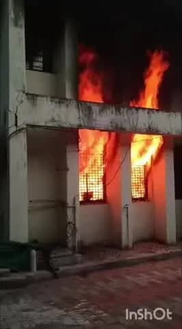 कळमेश्वर: कळमेश्वर नगर परिषद कार्यालयाला भीषण आग, संपूर्ण दस्तऐवज जळून खाक