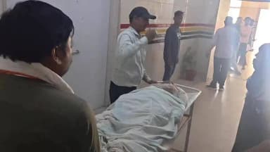 उन्नाव: उन्नाव के थाना अचलगंज क्षेत्र के कुल्हागाढ़ा ओवर ब्रिज के पास अज्ञात वाहन की टक्कर से महिला सफाई कर्मचारी की मौत