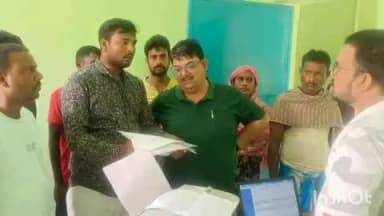 उधवा: उधवा प्रखंड के सभी 26 पंचायत सचिवालयों में विशेष शिविर आयोजित,बीडीओ सह सीओ ने किया निरीक्षण