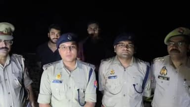 थाना रायपुर, पन्नुगंज, कोतवाली रॉबर्ट्सगंज पुलिस एवं एसओजी/सर्विलांस टीम की संयुक्त कार्रवाई में पुलिस मुठभेड़ के दौरान 02 शातिर गो-तस्कर घायल सहित 03 अभियुक्तों की गिरफ्तारी के संबंध में #ASP_ऑपरेशन श्री ऋषभ रुणवाल की बाइट-
@digmirzapur
@adgzonevaranasi
@Uppolice
@dgpup https://t.co/z00CoaKq4e