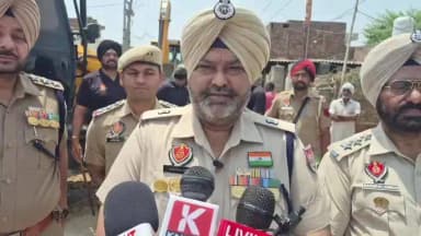 ਮਲੋਟ: ‘ਯੁੱਧ ਨਸ਼ਿਆਂ ਵਿਰੁੱਧ’ ਪਿੰਡ ਅਬੁਲ ਖੁਰਾਣਾ ਵਿਖੇ ਗੈਰ ਕਾਨੂੰਨੀ ਤਰੀਕੇ ਨਾਲ ਬਣਾਈ ਇਮਾਰਤ ‘ਤੇ ਚੱਲਿਆ ਬੁਲਡੋਜ਼ਰ- ਮਨਮੀਤ ਸਿੰਘ ਢਿੱਲੋਂ SP(D)