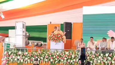 उन्नाव: उन्नाव पहुंचे उत्तर प्रदेश मुख्यमंत्री योगी आदित्यनाथ ने सपा और कांग्रेस पर किया हमला