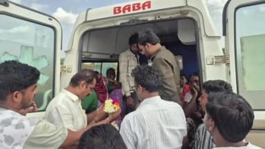 ಶಿರಹಟ್ಟಿ: ಶಿರಹಟ್ಟಿಯಲ್ಲಿ ಎಸ್.ಐ.ಆರ್ ಕಾರ್ಯಗಾರದ ವೇಳೆ ಅಪಘಾತದಲ್ಲಿ ಮೃತಪಟ್ಟಿದ್ದ ಬಿಜೆಪಿ ಕಾರ್ಯಕರ್ತನಿಗೆ ಶ್ರದ್ಧಾಂಜಲಿ ಅರ್ಪಣೆ