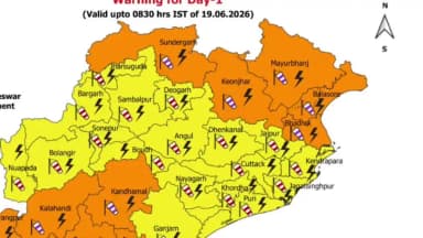 ବାରିପଦା ସଦର: ଜିଲ୍ଲାରେ ଆସନ୍ତା ୨୦ ତାରିଖ ଯାଏଁ ବର୍ଷା ପବନ ସହ ବଜ୍ରପାତ ହେବା ନେଇ ଆଞ୍ଚଳିକ ପାଣିପାଗ ବିଭାଗ ପକ୍ଷରୁ ଅରେଞ୍ଜ ୱାର୍ଣିଂ ଜାରୀ
