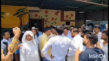 रूड़की: पाडली गुर्जर नगर पंचायत की बैठक में हंगामा, जनता को जानवर समझने का आरोप, 11 में से मात्र 5 सभासद हुए शामिल