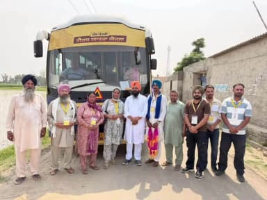 ਨਿਹਾਲ ਸਿੰਘਵਾਲਾ: ਅੱਜ ਬੱਧਨੀ ਖੁਰਦ ਤੋਂ ਵਿਧਾਇਕ ਮਨਜੀਤ ਸਿੰਘ ਵੱਲੋਂ ਸ਼ਰਧਾਲੂਆਂ ਦੀ ਬੱਸ ਨੂੰ ਧਾਰਮਿਕ ਅਸਥਾਨਾਂ ਦੇ ਦਰਸ਼ਨਾਂ ਲਈ ਰਵਾਨਾ ਕੀਤਾ ਗਿਆ