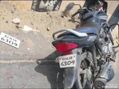 जालौर: बागरा में कार और बाइक की भिड़ंत में बाइक सवार की हुई मौत