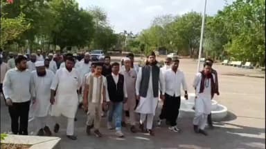 खकनार: UCC के विरोध में मुस्लिम समाज ने कलेक्टर कार्यालय पहुंचकर राष्ट्रपति के नाम दिया ज्ञापन