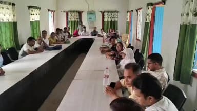 লক্ষীপুৰ: জলেশ্বৰ উন্নয়ন খণ্ডৰ কাৰ্যালয়ৰ সভাকক্ষত অনুষ্ঠিত হয় জন কল্যাণ শিৱিৰ–২০২৬