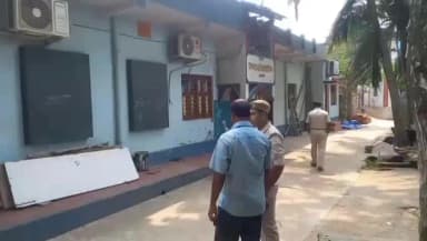 বাগনান ১: বাগনানে বিজেপি কর্মী খুনের ঘটনায় হাওড়া গ্রামীণ পুলিশের পক্ষ থেকে আটজনকে গ্রেফতার করা হয়েছে জানালেন ডিআইজি