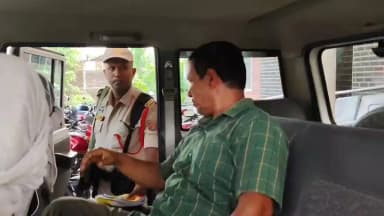 ধুবুৰী ভাগ: গৌৰীপুৰত ছাত্ৰীক যৌন নিৰ্যাতন চলোৱা শিক্ষক দিলোৱাৰ আলীৰ প্ৰতিক্ৰিয়া।