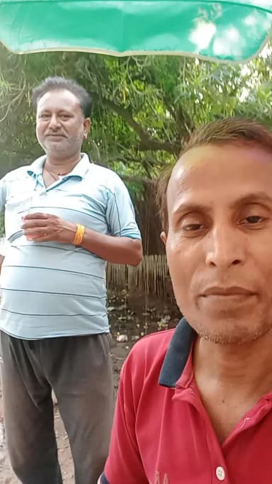 जमालपुर-मुंगेर क्षेत्र में स्वास्थ्य जागरूकता को लेकर लोगों के बीच प्राकृतिक जूस के संभावित फायदों की जानकारी दी जा रही