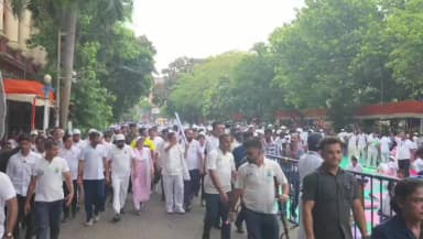 কলকাতা: যোগ দিবস উপলক্ষে কলকাতায় তিনদিনের বিশেষ কর্মসূচির সূচনা, 'রান ফর যোগা'-য় মুখ্যমন্ত্রী শুভেন্দু অধিকারী