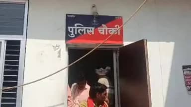 टीकमगढ़: सागर रोड: सागर रोड पर भीषण सड़क हादसा: बाइक सवार युवक को ट्रक ने कुचला,1 युवक की मौत, जिला अस्पताल में पोस्टमार्टम