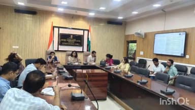 মৰিগাঁও: পথভ্ৰষ্ট কুকুৰৰ নিয়ন্ত্ৰণৰ সন্দৰ্ভত জিলা আয়ুক্তৰ কাৰ্যালয়ত সভাকক্ষত DLSA-ৰ গুৰুত্বপূৰ্ণ বৈঠক