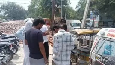 गोपालगंज: नवादा गांव में पेड़ से लटकता मिला युवक का शव,पुलिस ने शव को पोस्टमार्टम के लिए सदर अस्पताल में भेजा