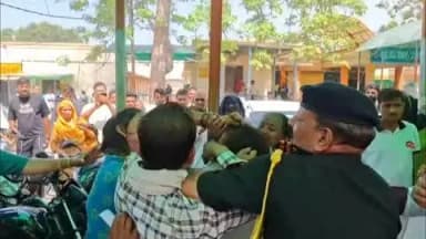 बुलंदशहर: जिला अस्पताल में दो महिलाओं के बीच जमकर हुई मारपीट, मौके पर पहुंची पुलिस