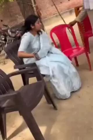 मछलीशहर: मछली शहर की सांसद प्रिया सरोज ने आज अपने क्षेत्र में भ्रमण कर लोगों से जनसंपर्क किया और वैवाहिक कार्यक्रम में भी पहुंची