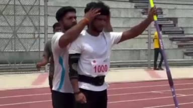 जमुई: कोलकाता में आयोजित इंडियन एथलेटिक्स सीरीज 11 में जमुई के मनीष सिंह ने जीता कांस्य पदक, बढ़ाया जिला का मान