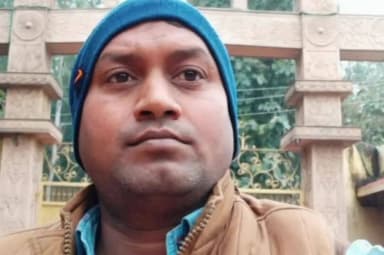 पटियाली: सिढपुरा कस्बा के सुदामा नगर में खाली दुकान में फंदे पर लटका मिला युवक का शव, क्षेत्र में फैली सनसनी