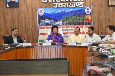 डुंडा: उत्तरकाशी में 'दिशा' बैठक: लापरवाह अफसरों का तबादला और नई मांगें