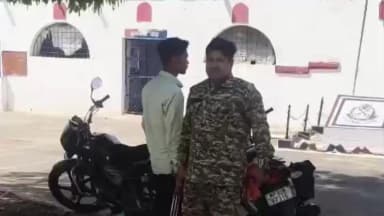 भांडेर: अजीतपुरा में युवक की हत्या के मामले में फरार आरोपी न्यायालय से गिरफ्तार, न्यायालय ने भेजा जेल, भांडेर पुलिस की कार्रवाई