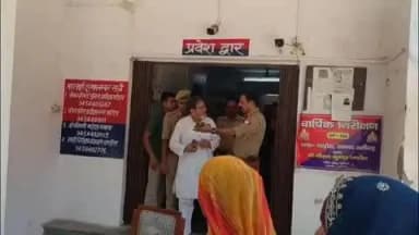 खुर्जा: अलीगढ़ पुलिस ने खुर्जा के बड़े मीट कारोबारी को किया गिरफ्तार