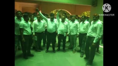 करहल: शासन द्वारा रजिस्ट्री कार्यालय को प्राइवेट कंपनी में दिए जाने से नाराज अधिवक्ताओं ने तहसील पर किया विरोध प्रदर्शन