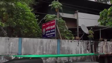 തൊടുപുഴ: ഒപ്പറേഷൻ തൂഫാൻ, പത്ത് കിലോയോളം കഞ്ചാവുമായി 3 യുവാക്കൾ കരിങ്കുന്നം പോലീസിൻ്റെ പിടിയിൽ