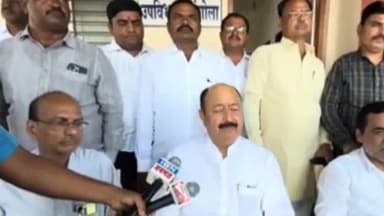 सांगोला: एमएससीबीला नागरिकांनी सहकार्य करावे : माजी आमदार दीपक साळुंखे पाटील