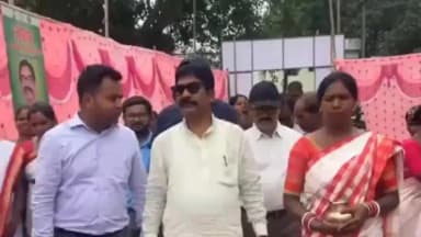 बूरमू: बुढ़मू में जिला स्तरीय आम महोत्सव: मनरेगा से आम बागवानी बनी किसानों की कमाई का जरिया