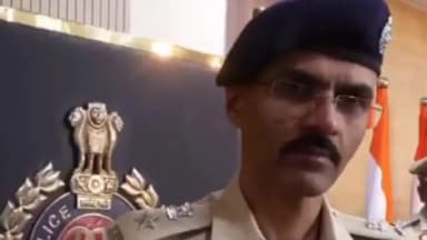 रोहिणी: रोहिणी पुलिस का बड़ा एक्शन: 20 अपराधी गिरफ्तार, 11 अवैध हथियार बरामद; गोगी गैंग का साथी भी दबोचा