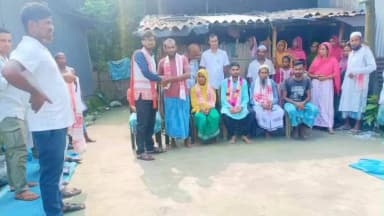 বিলাসীপাৰা ভাগ: বিলাসীপাৰাৰ এগৰাকী দৰিদ্ৰ পৰিয়ালৰ সন্তানে চাকৰি লাভ কৰিলে ভাৰতীয় সেনা বাহিনীৰ অগ্নিবীৰত দ'ল সংগঠন সম্বৰ্ধনা জ্ঞাপন।