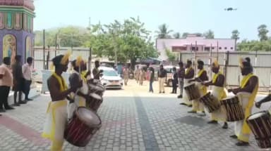 இராமேஸ்வரம்: ராமேஸ்வரம் ரயில் நிலையத்தில் ரயில் பெட்டி உணவகம்
மதுரை கோட்ட மேலாளர் ஓம் பிரகாஷ் மீனா திறந்து வைப்பு