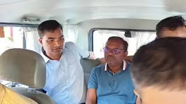 फर्रुखाबाद: एंटी करप्शन टीम ने जिला खनन अधिकारी और निजी ड्राइवर को ₹24000 की घूस लेते रंगे हाथों पकड़ा, कानपुर रवाना