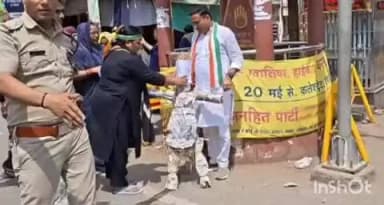 अटेर: मीनाक्षी नटराजन का नामांकन निरस्त होने के विरोध में महिला कांग्रेस का परेड चौराह पर प्रदर्शन,पुतला दहन का प्रयास विफल