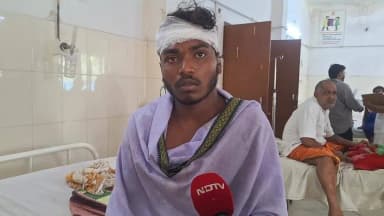 पत्थलगांव: तमता क्षेत्र के बालाझार में खड़ी गाड़ी को लेकर दो पक्षों में मारपीट, पीड़ित रौशन ने कहा- लाठी डंडे से मारा गया