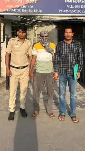 प्रीत विहार: लूटपाट के मामले में फरार चल रहे आरोपों को पटपड़गंज इंडस्ट्रियल एरिया थाना पुलिस ने दबोचा