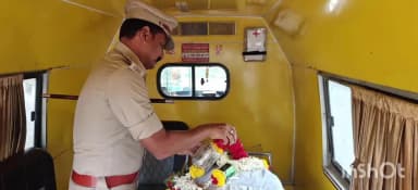 ಪಿರಿಯಾಪಟ್ಟಣ: ಮೈಸೂರು ಜಿಲ್ಲಾ ಪೊಲೀಸ್ ಇಲಾಖೆಯ ಮುಖ್ಯ ಪೇದೆ ಶಂಕರ್ ನಿಧನಕ್ಕೆ ಅಂತಿಮ ನಮನ