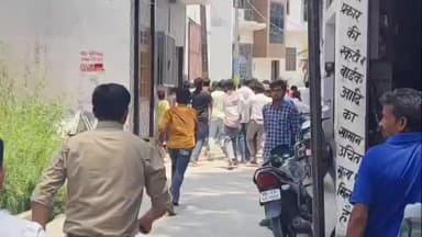 हसनपुर: बाबा साहब पर की गई अवैध टिप्पणी के मामले में तीन गिरफ्तार, आरोपी को निर्दोष बताकर सड़क पर उतरी भीड़, पुलिस ने खदेड़ा