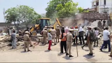 शाहबाद: शाहाबाद में अवैध कब्जों पर चला बुलडोजर प्रशासन की बड़ी कार्रवाई 20 जून तक का था अल्टीमेटम