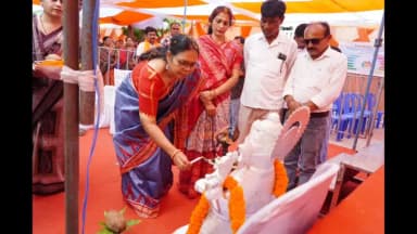 ପଦ୍ମପୁର: ରାଜବୋଡ଼ାସମ୍ବରରେ ‘ବିକାଶର ଧାରା, ଓଡ଼ିଶା ସାରା’ର ଦ୍ୱିତୀୟ ଦିବସ : କୃଷି କର୍ମଶାଳାରେ ଉତ୍ସାହର ସହ ସାମିଲ ହେଲେ ଚାଷୀ