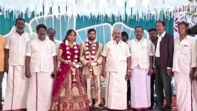 விழுப்புரம்: மரக்காணத்தில் திமுக நிர்வாகி இல்ல திருமண விழாவில் கலந்து கொண்ட முன்னாள் அமைச்சர்