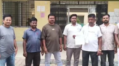 गोबिंदपुर राजनगर: एक सौ तीन दिन बाद खत्म हुई मनरेगा कर्मियों की हड़ताल, राजनगर प्रखंड कार्यालय में कर्मियों ने दिया योगदान