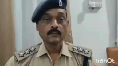 देेेवरिया: गौरी बाजार में रेलवे ट्रैक पर पिता-पुत्र के शव मिलने के मामले में सीओ रुद्रपुर सत्येंद्र कुमार राय ने दी जानकारी
