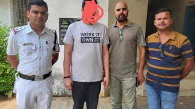 पीरटांड: कोलकाता पुलिस की मधुबन में बड़ी कार्रवाई, ठगी मामले के आरोपी वेदांत जैन गिरफ्तार, ट्रांजिट रिमांड पर ले गई।