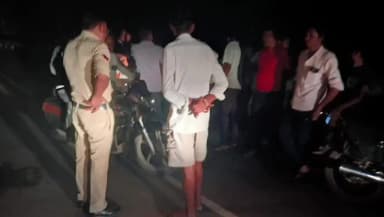 मगरलोड: मगरलोड इलाके में भैंस से टकराकर बाइक सवार हुआ घायल, भैंस को भी आई चोट