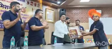 कुरखेडा: शिवाजी कनिष्ठ महाविद्यालयाच्या विद्यार्थिनीची राष्ट्रीय स्तरावर उच्च शिक्षणासाठी निवड, गडचिरोली येथे सत्कार