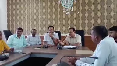 पूर्वी टुंडी: टुंडी प्रखंड कार्यालय में लगेगी शिकायत पेटी, संज्ञान लेकर बीडीओ करेंगे कार्रवाई